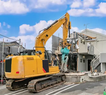 解体工事スタート